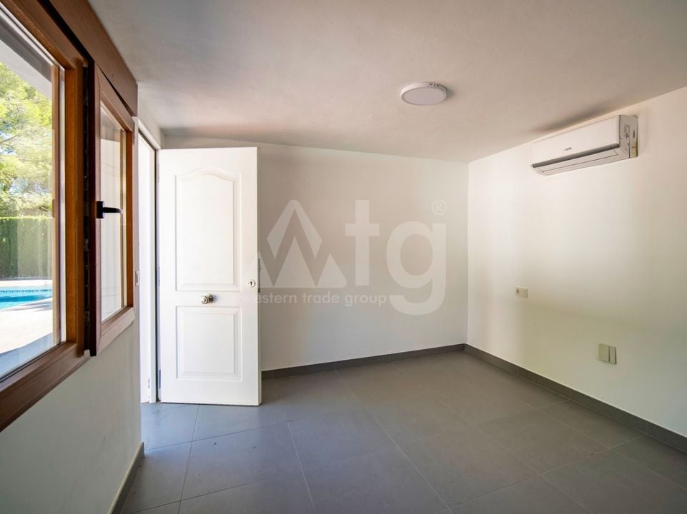 4 bedroom Villa in La Nucia - DJP123174 - Photo - 17