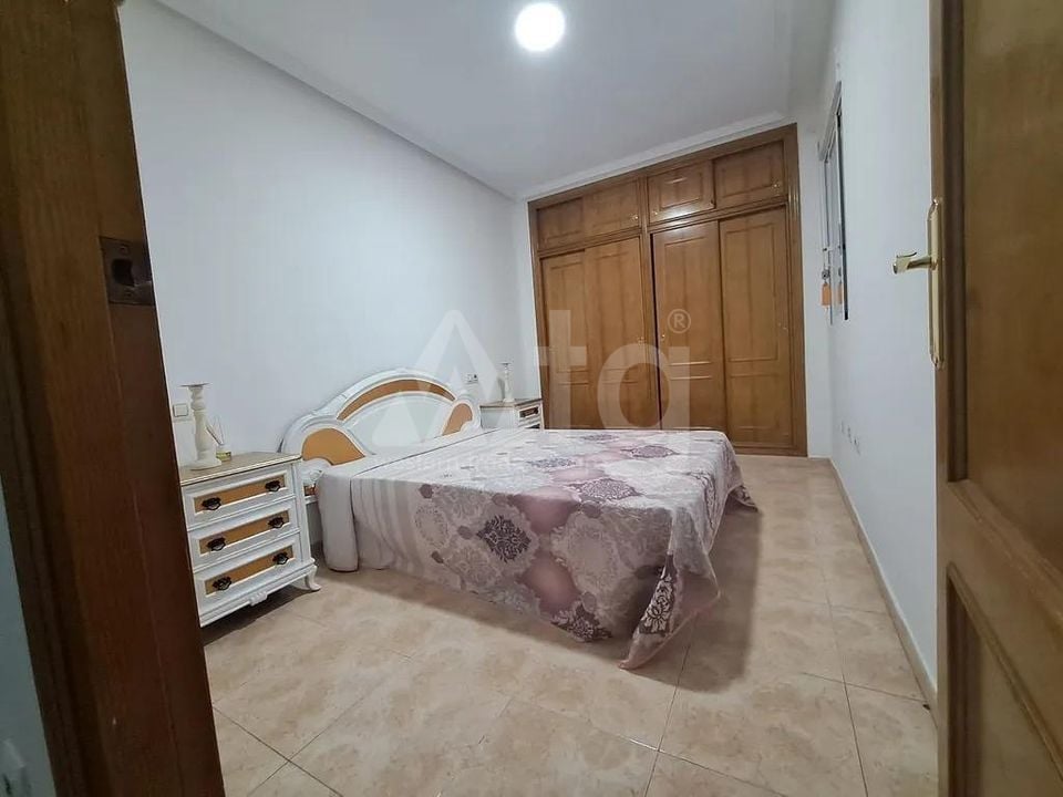 2 Schlafzimmer Appartement in Torrevieja - VEC123808 - Foto - 4