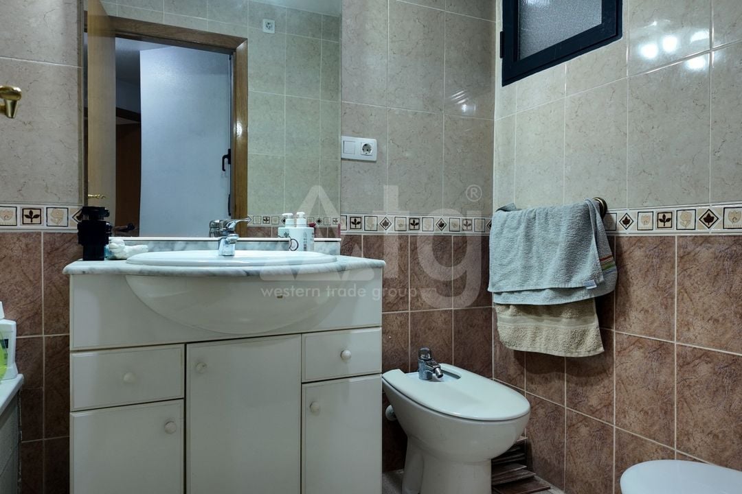 Appartement de 3 chambres à Alicante - CBE123984 - Photo - 19