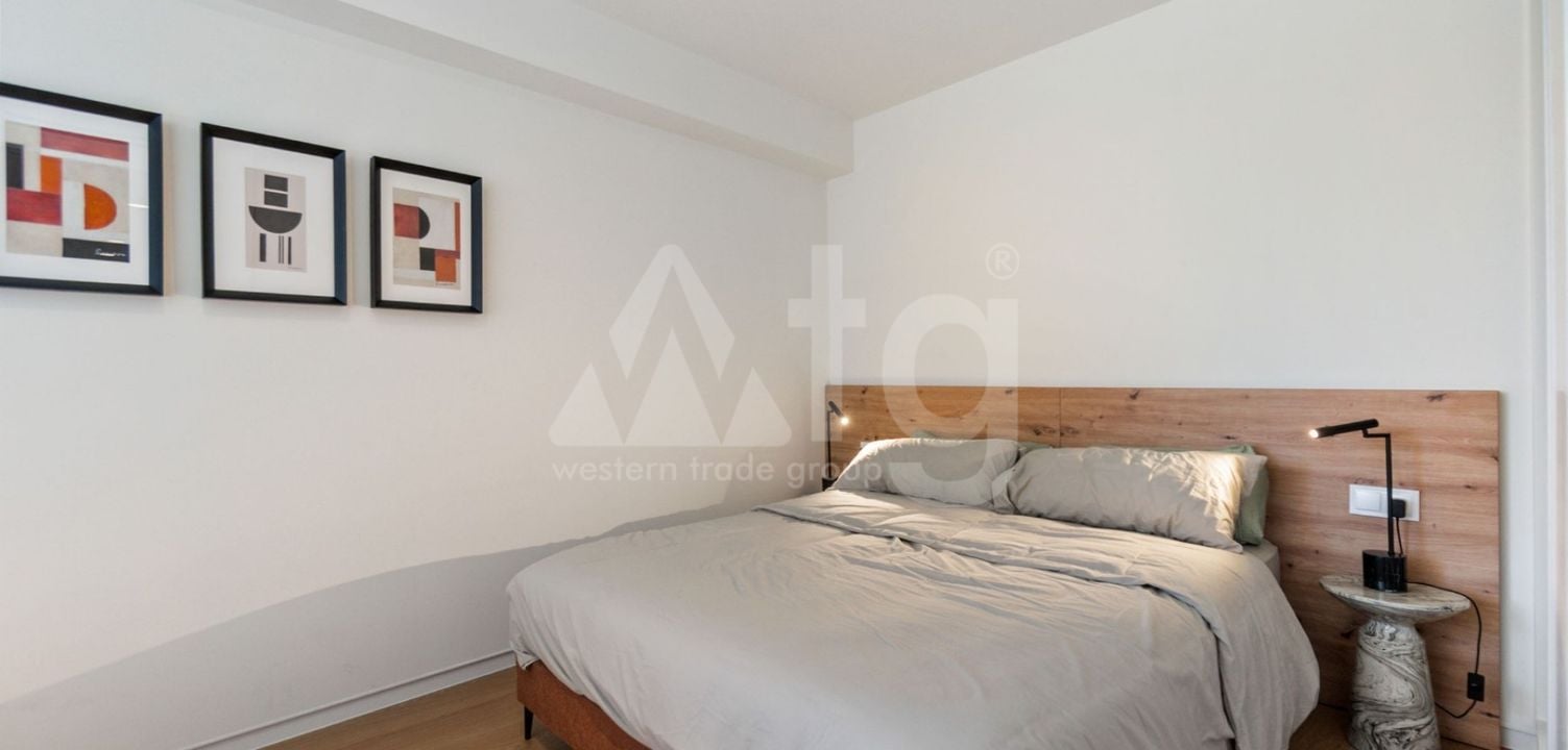 2 bedroom Penthouse in Torrevieja - MVR125615 - Photo - 15