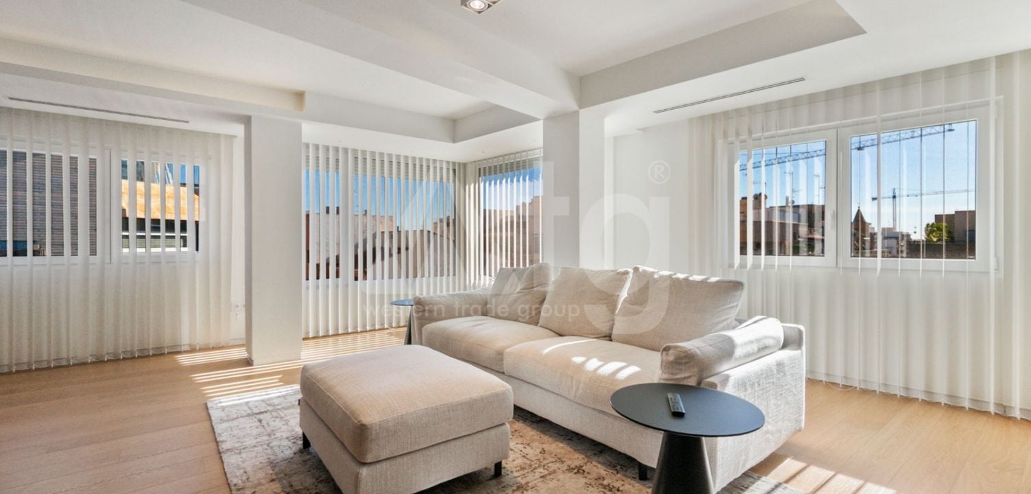 2 bedroom Penthouse in Torrevieja - MVR125615 - Photo - 2