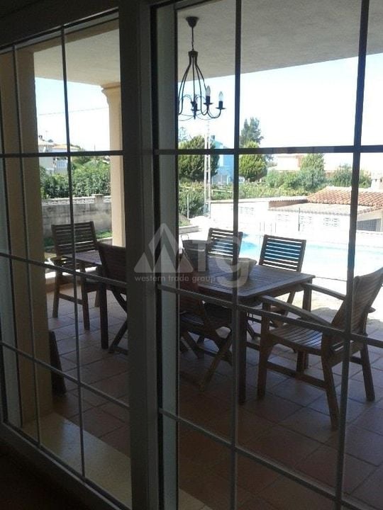 Villa de 5 chambres à Denia - RD125713 - Photo - 11