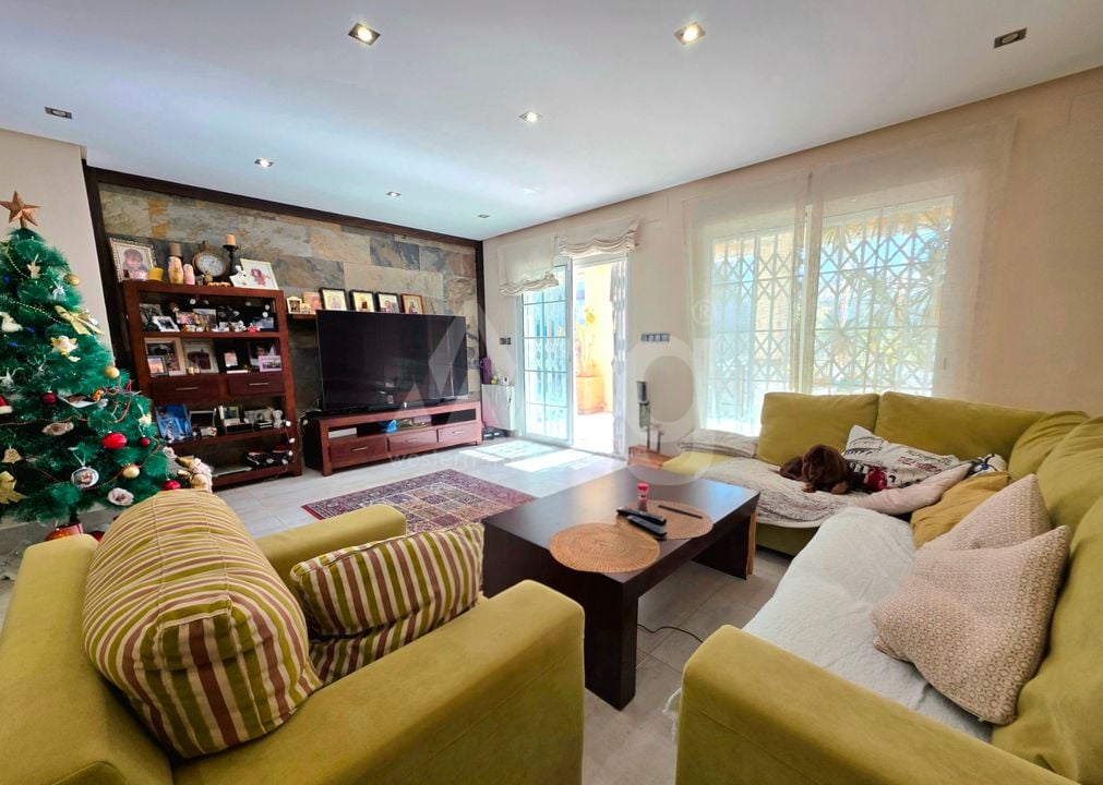 5 bedroom Villa in Torrevieja - NSP126040 - Photo - 4