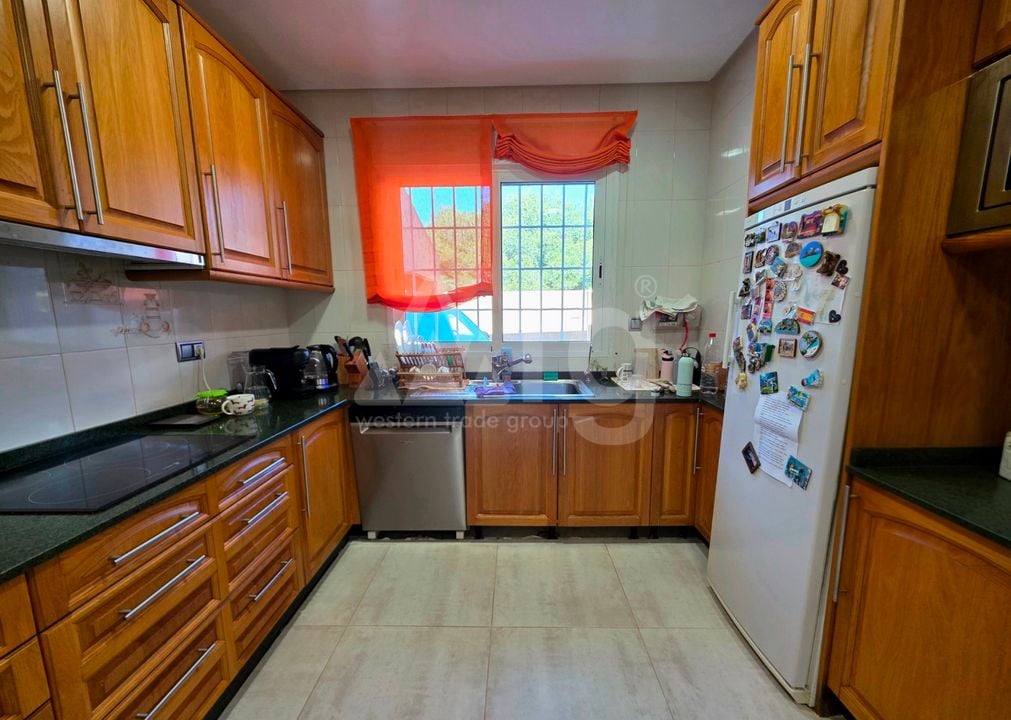 5 bedroom Villa in Torrevieja - NSP126040 - Photo - 6