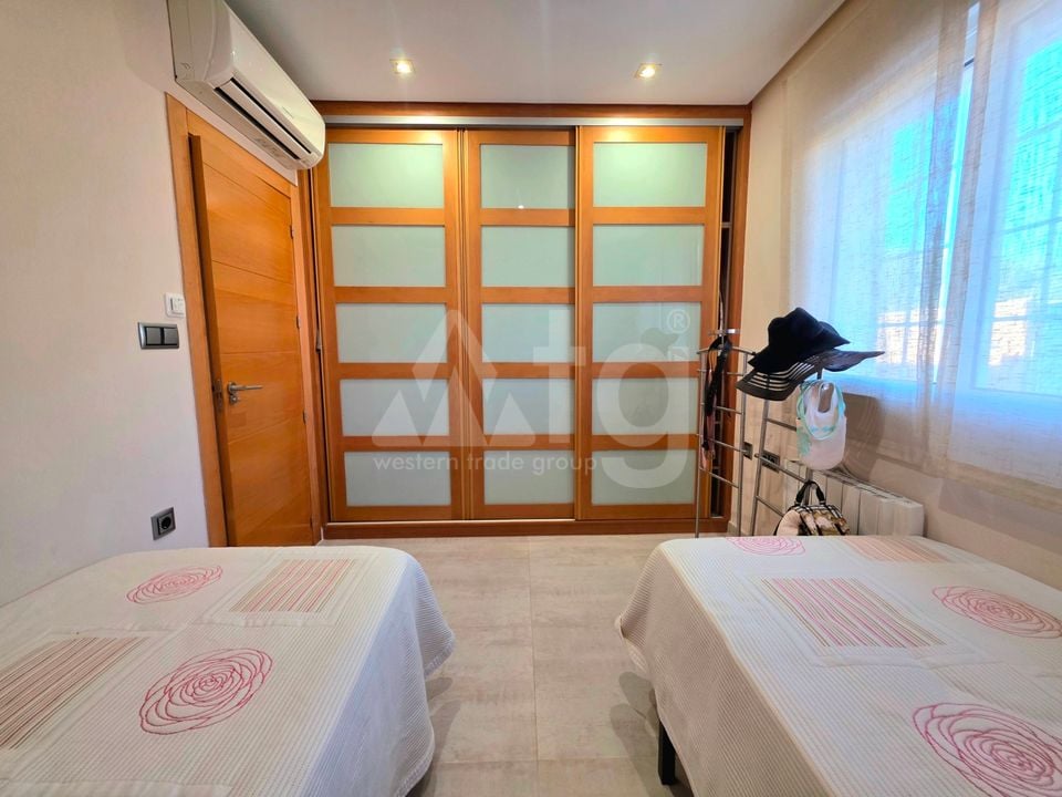 5 bedroom Villa in Torrevieja - NSP126040 - Photo - 14