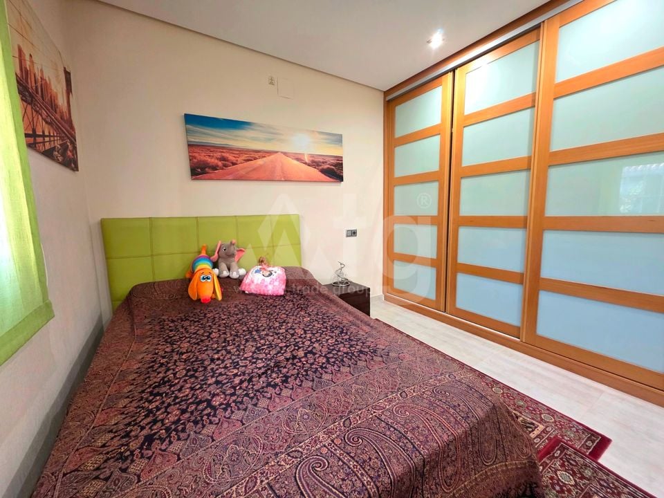 5 bedroom Villa in Torrevieja - NSP126040 - Photo - 9
