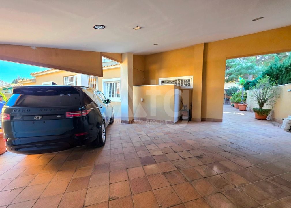 5 bedroom Villa in Torrevieja - NSP126040 - Photo - 29