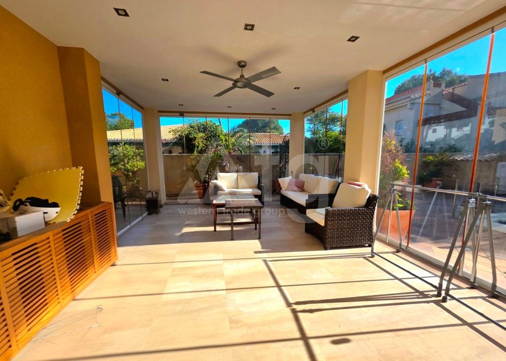 5 bedroom Villa in Torrevieja - NSP126040 - Photo - 24