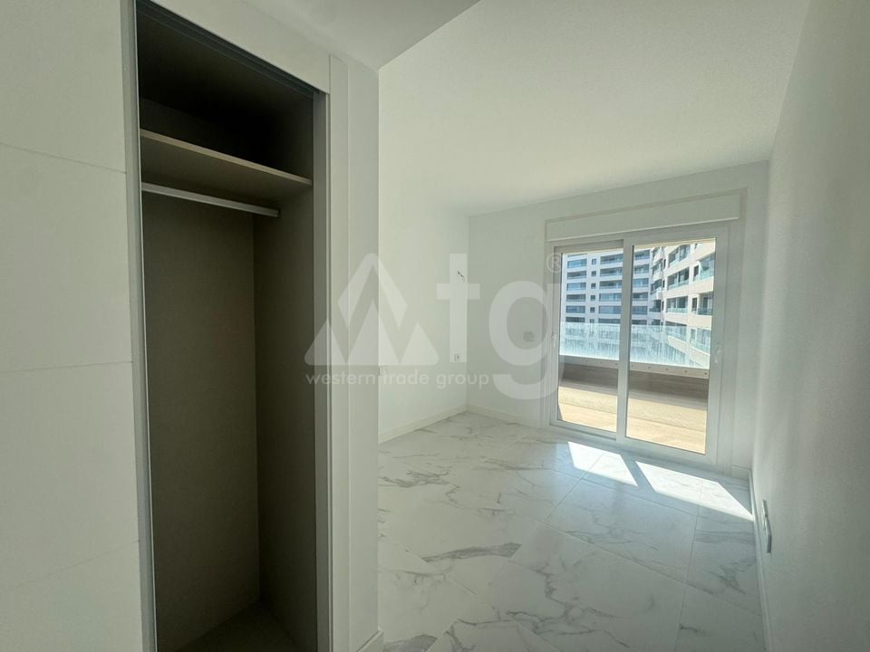 3 bedroom Apartment in Punta Prima - LR126281 - Photo - 6
