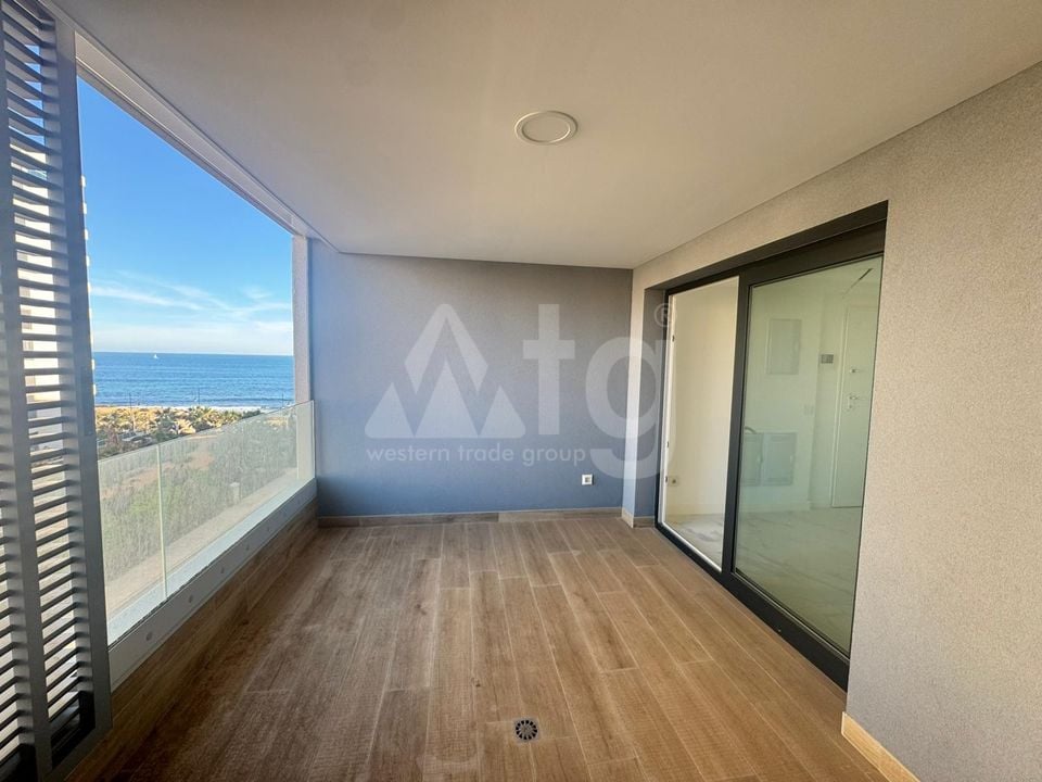 3 bedroom Apartment in Punta Prima - LR126281 - Photo - 9
