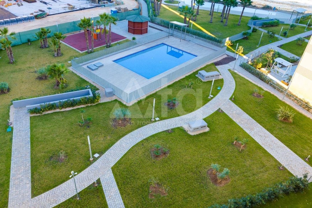 3 bedroom Apartment in Punta Prima - LR126281 - Photo - 16