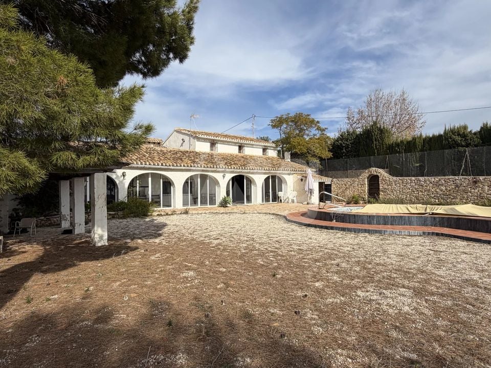 Vilă cu 4 dormitoare în Benissa - BES126517 - Imagini - 1