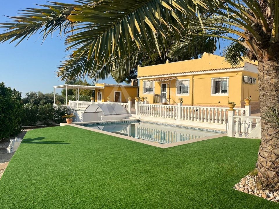 6 bedroom Villa in Alicante - SV126686 - Photo - 1
