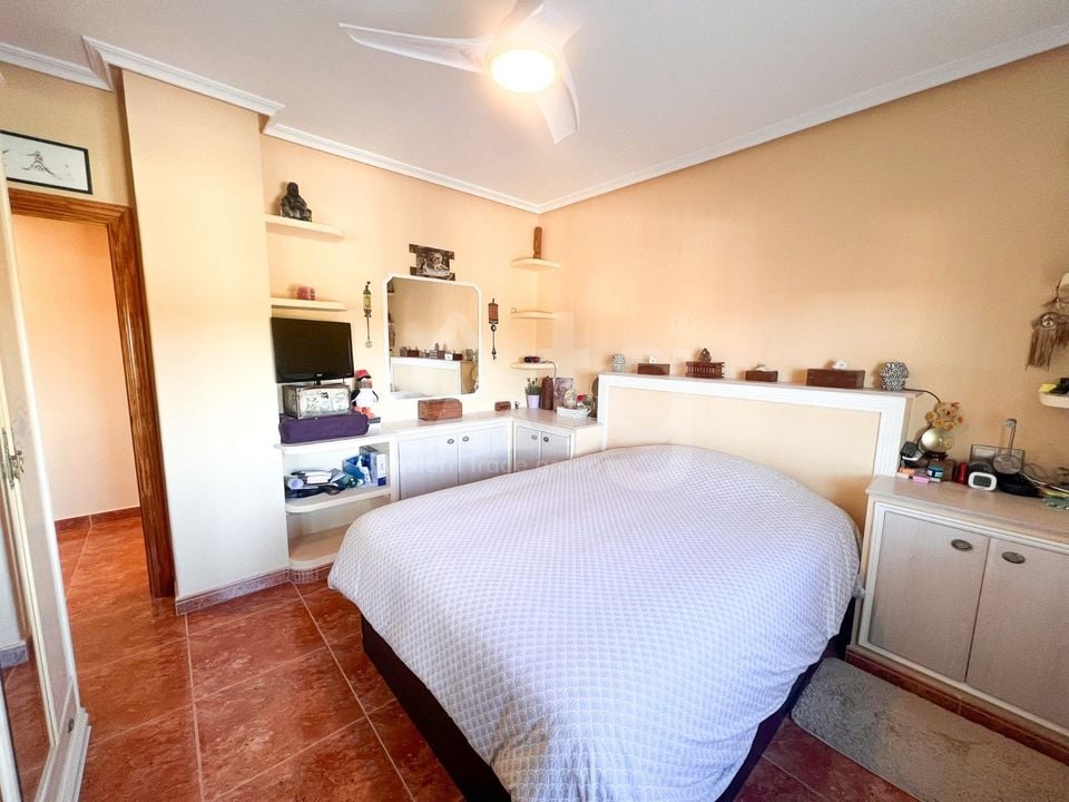 6 bedroom Villa in Alicante - SV126686 - Photo - 16