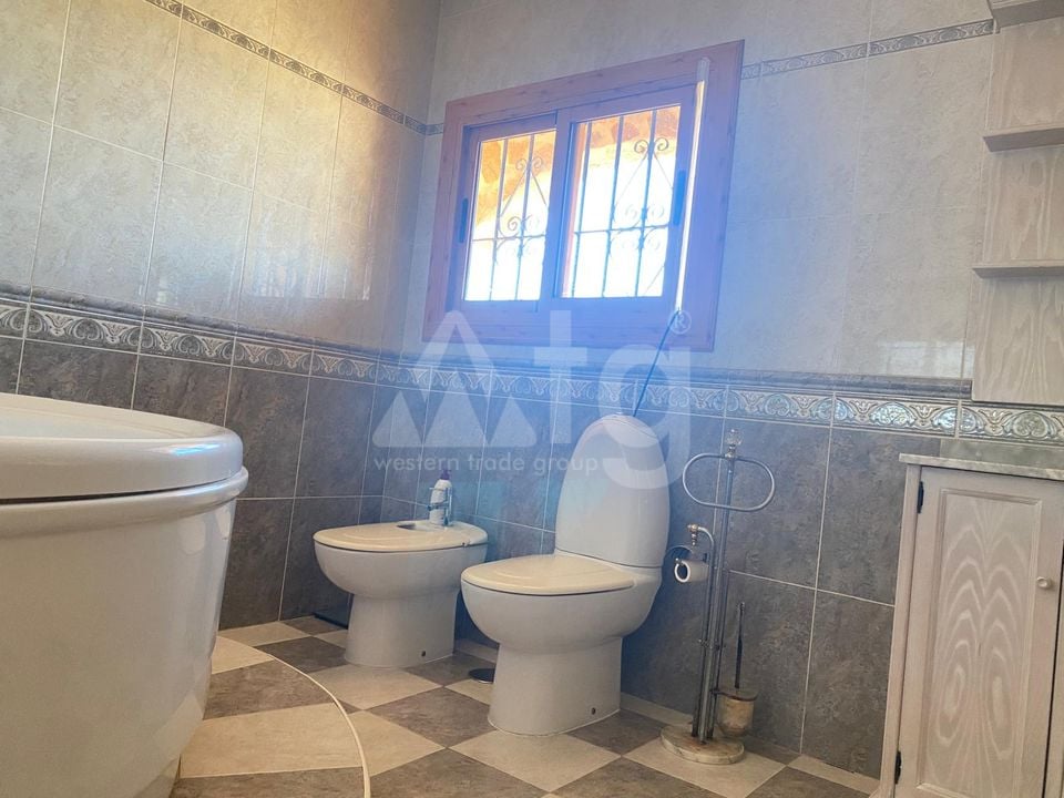 Villa de 7 chambres à Torrevieja - TT126735 - Photo - 18