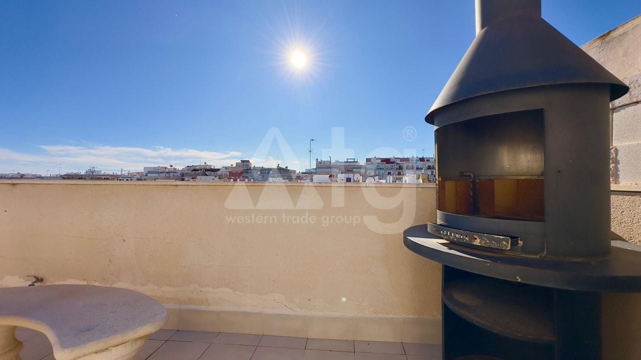 Penthouse de 2 chambres à Torrevieja - CT127017 - Photo - 33