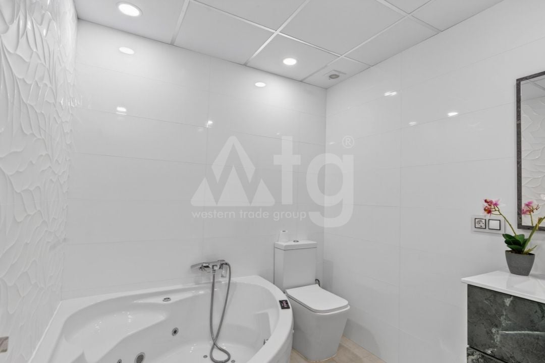 5 bedroom Villa in Alicante - CBE128926 - Photo - 28