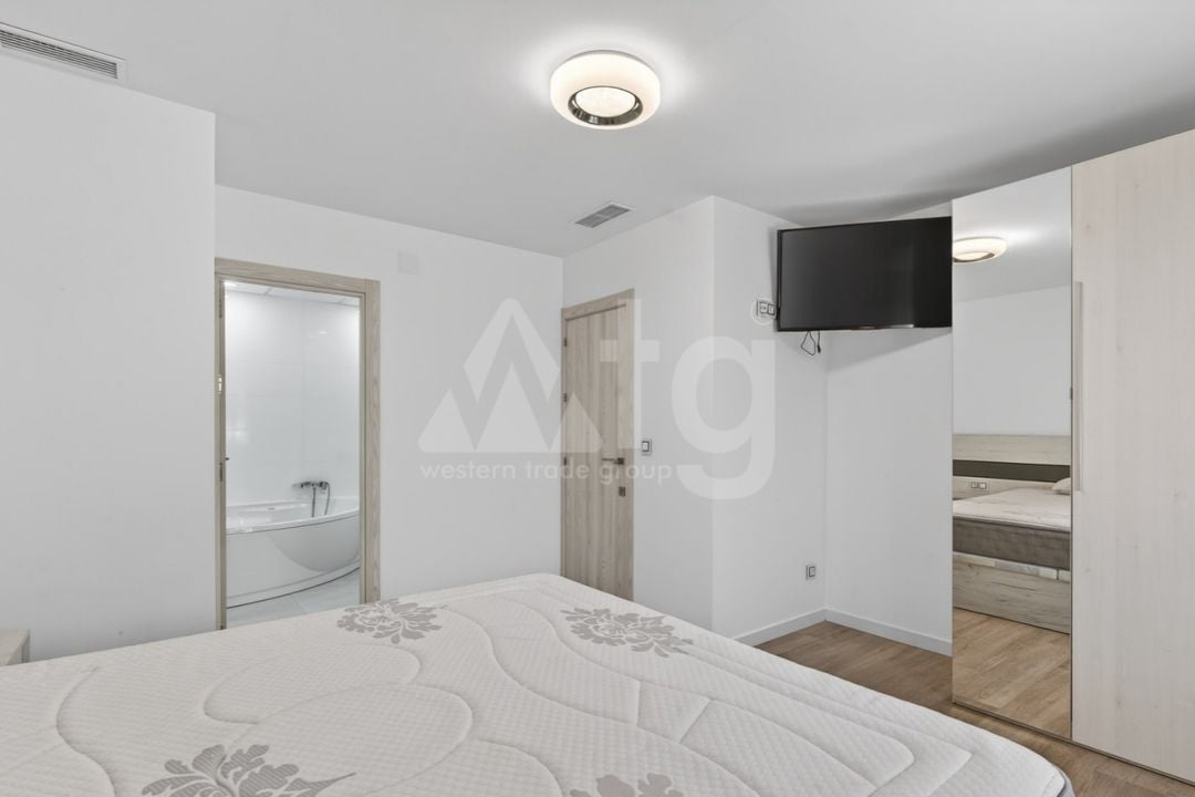 5 bedroom Villa in Alicante - CBE128926 - Photo - 23
