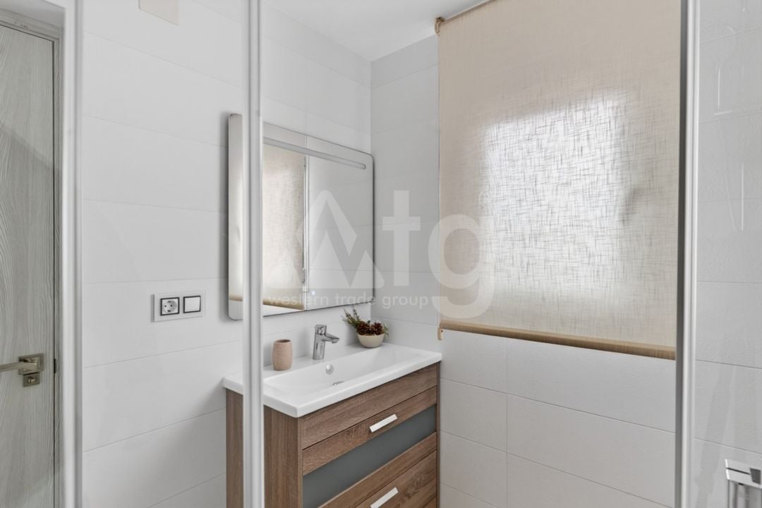 5 bedroom Villa in Alicante - CBE128926 - Photo - 30