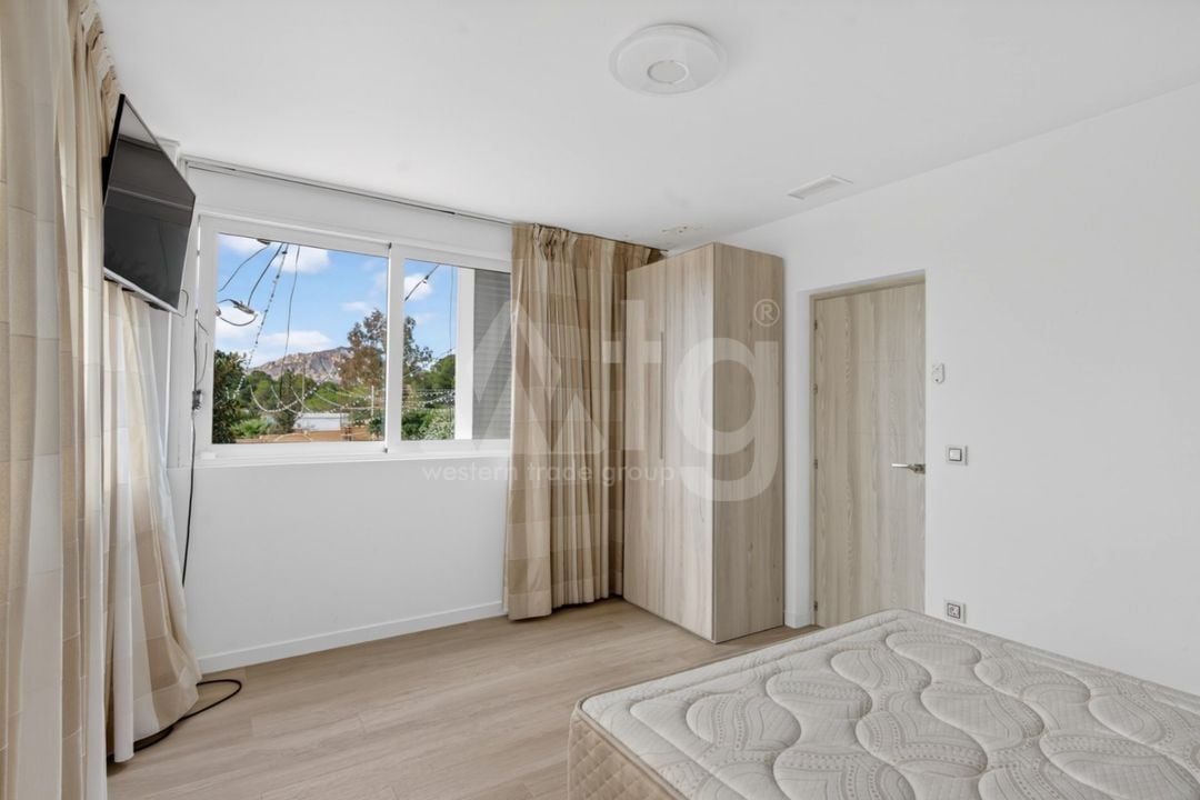 5 bedroom Villa in Alicante - CBE128926 - Photo - 16