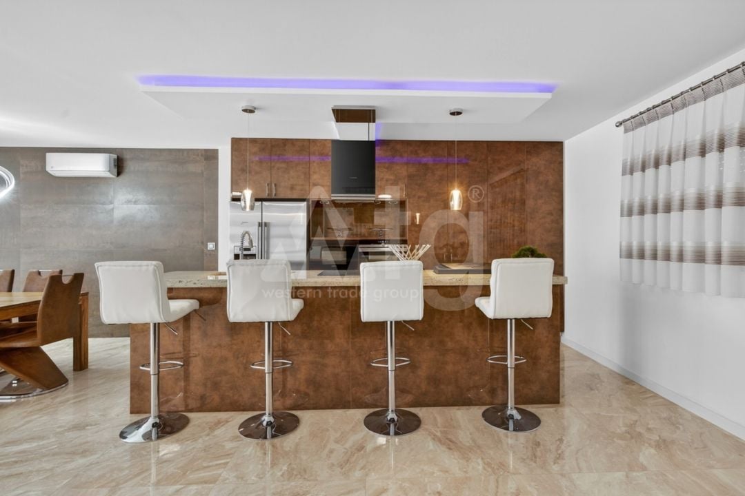 5 bedroom Villa in Alicante - CBE128926 - Photo - 11