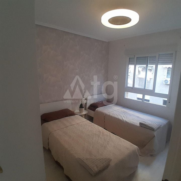 Apartament cu 2 dormitoare în Torrevieja - VEC129200 - Imagini - 6