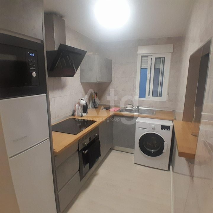 Apartament cu 2 dormitoare în Torrevieja - VEC129200 - Imagini - 4