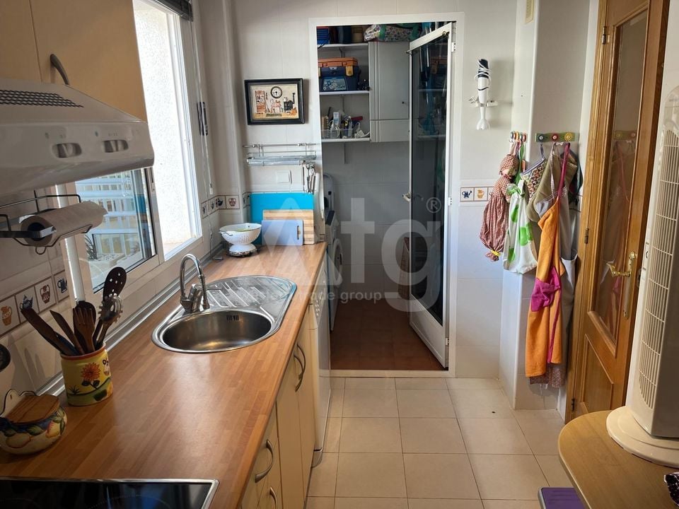 3 bedroom Apartment in Orihuela Costa - CT129305 - Photo - 8