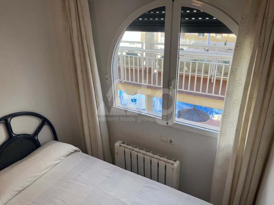 3 bedroom Apartment in Orihuela Costa - CT129305 - Photo - 14