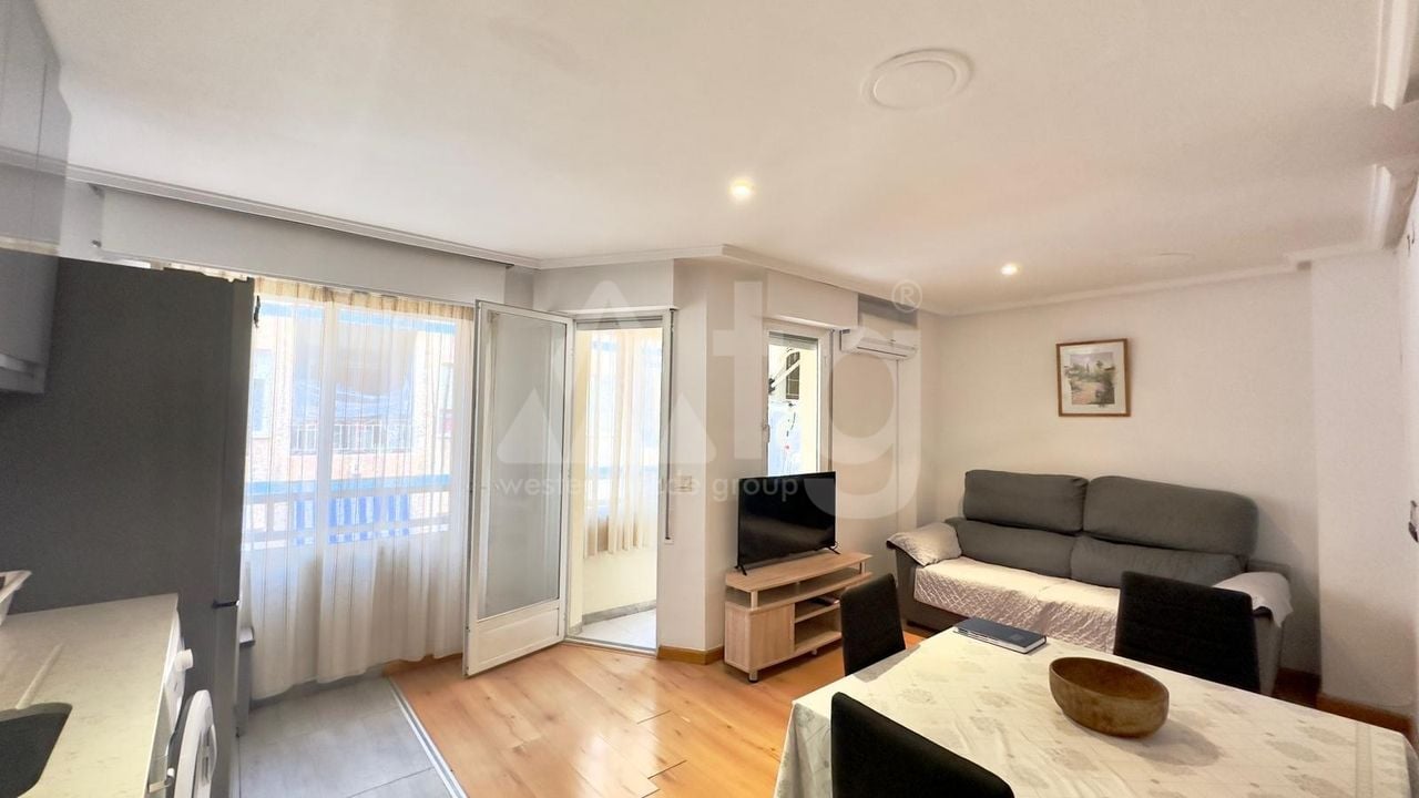 Appartement de 2 chambres à Torrevieja - AG151639 - Photo - 2