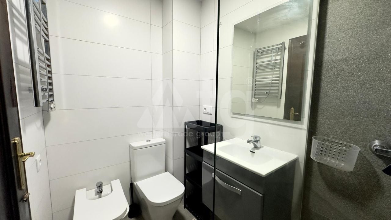 Appartement de 2 chambres à Torrevieja - AG151639 - Photo - 11