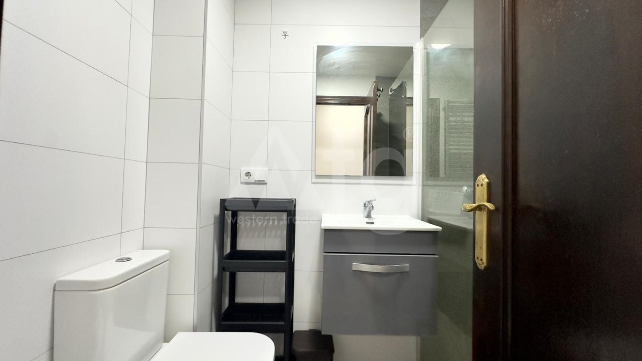 Appartement de 2 chambres à Torrevieja - AG151639 - Photo - 13
