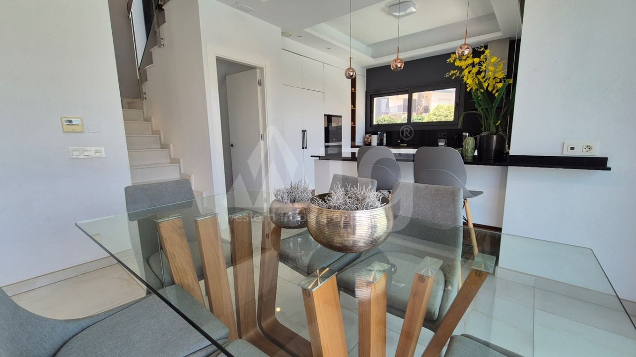 4 bedroom Villa in Torrevieja - RCJ147364 - Photo - 5
