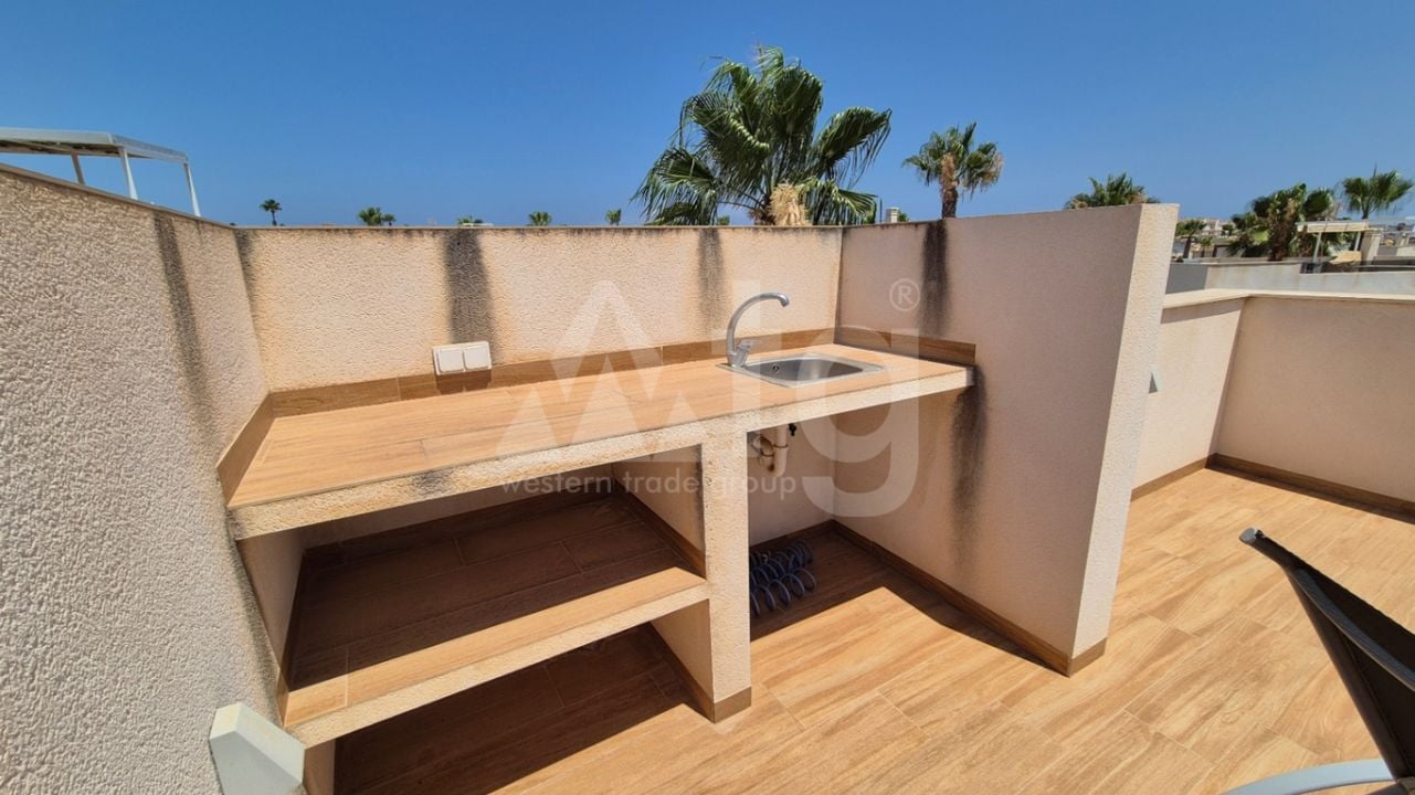4 bedroom Villa in Torrevieja - RCJ147364 - Photo - 24