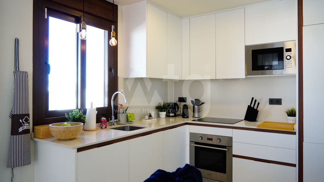 Bungalow de 3 chambres à Torrevieja - RCJ147732 - Photo - 12