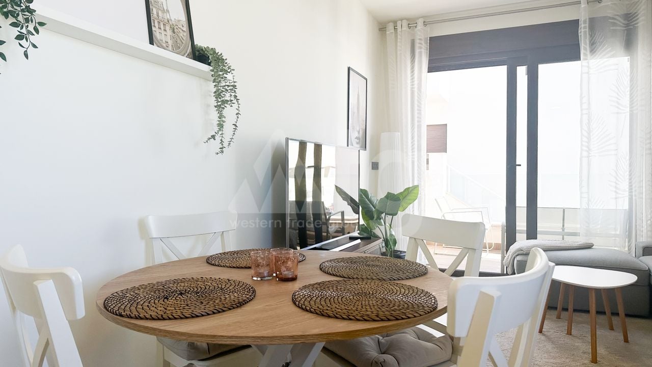 Bungalow de 3 chambres à Torrevieja - RCJ147732 - Photo - 11