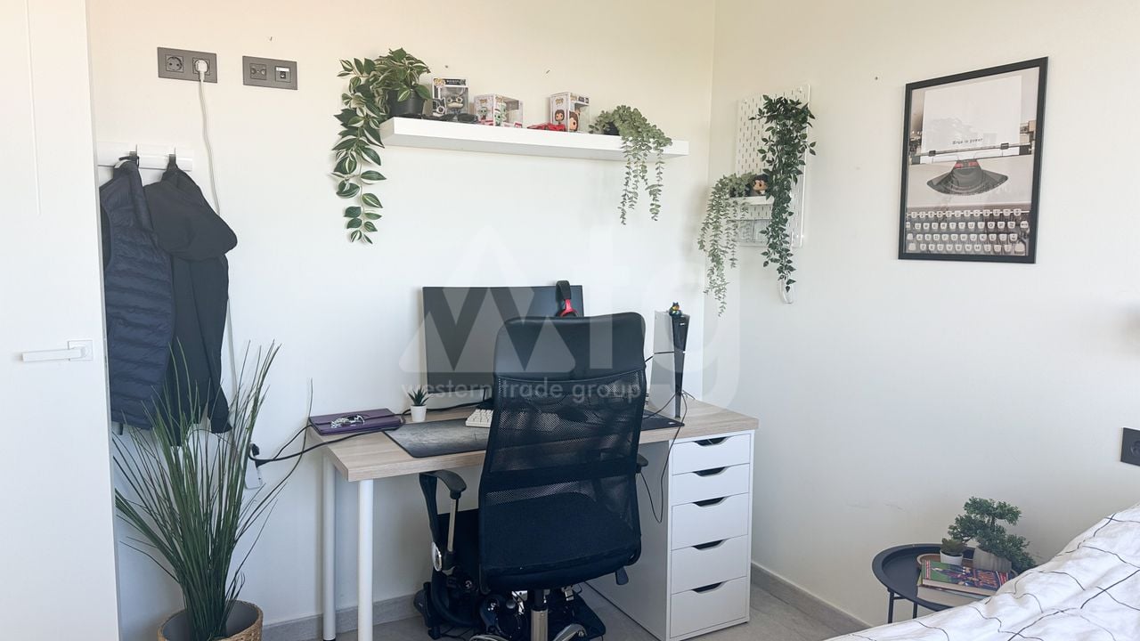Bungalow de 3 chambres à Torrevieja - RCJ147732 - Photo - 26