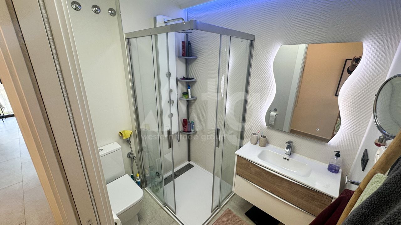Bungalow de 3 chambres à Torrevieja - RCJ147732 - Photo - 29