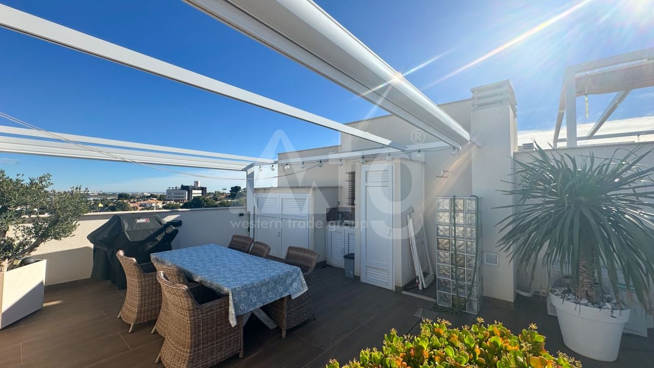 Bungalow de 3 chambres à Torrevieja - RCJ147732 - Photo - 33