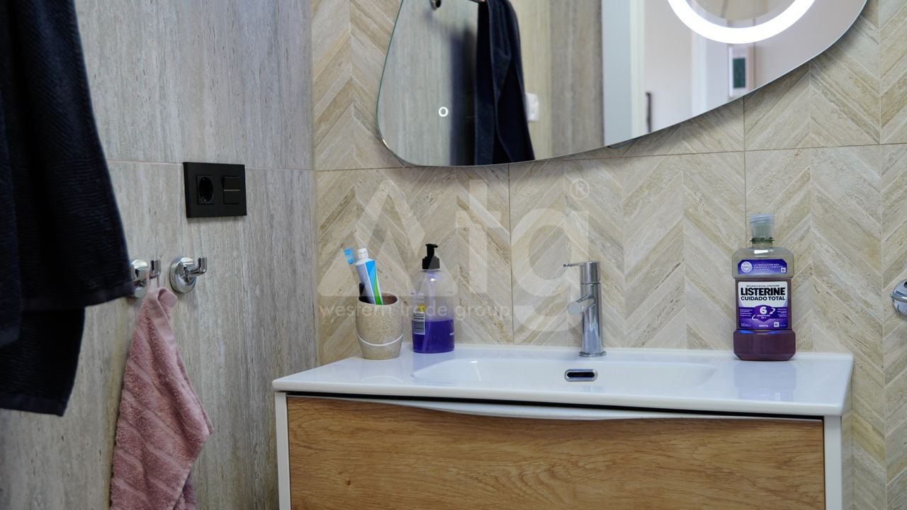 Bungalow de 3 chambres à Torrevieja - RCJ147732 - Photo - 31