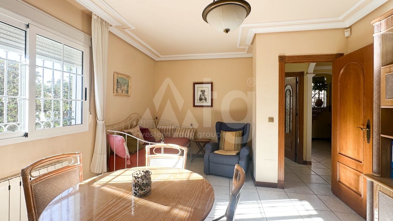 Villa de 6 chambres à La Mata - RCJ150201 - Photo - 12