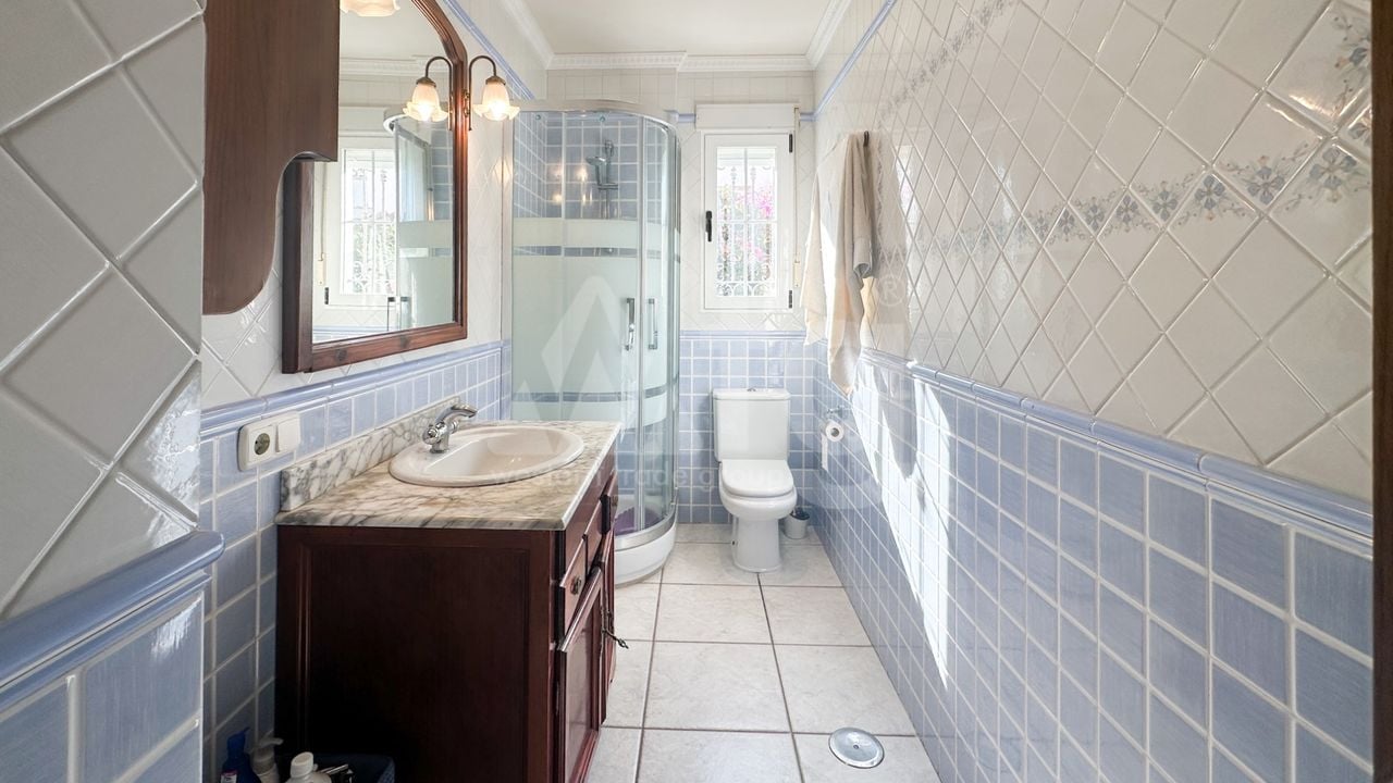 Villa de 6 chambres à La Mata - RCJ150201 - Photo - 32