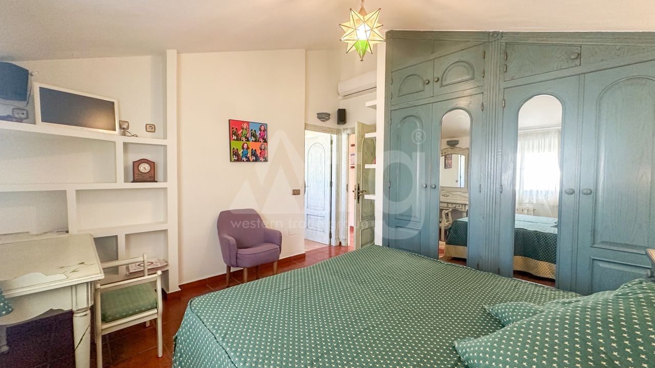 Villa de 6 chambres à La Mata - RCJ150201 - Photo - 23