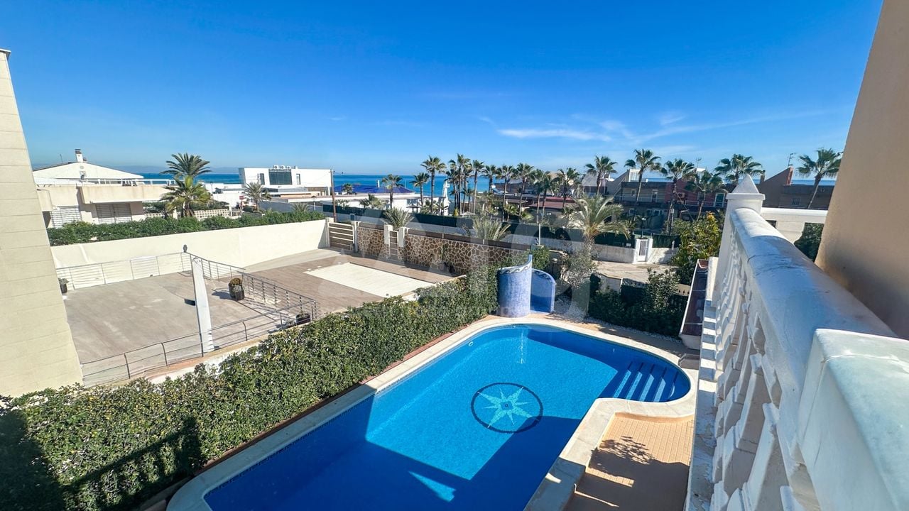 Villa de 6 chambres à La Mata - RCJ150201 - Photo - 40