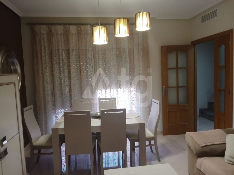 4 bedroom Townhouse in Almoradí - JLM130238 - Photo - 3