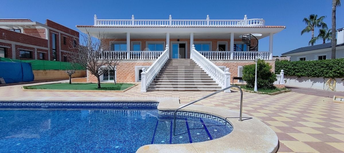 9 bedroom Villa in Albir - PSE130813 - Photo - 1