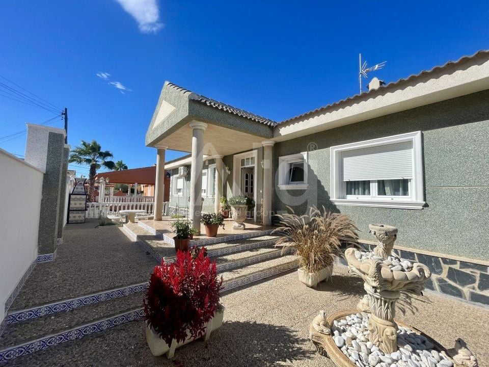 4 bedroom Villa in Rojales - CSH130952 - Photo - 2