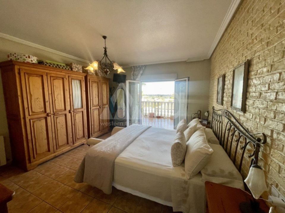 4 bedroom Villa in Rojales - CSH130952 - Photo - 13