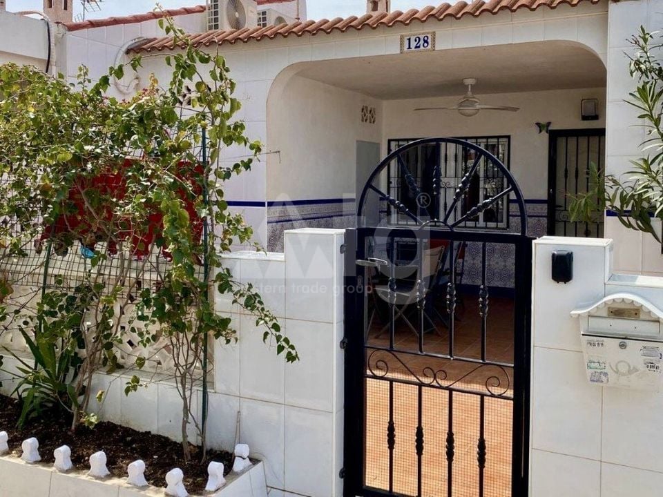 2 bedroom Townhouse in Torrevieja - CSH130973 - Photo - 1