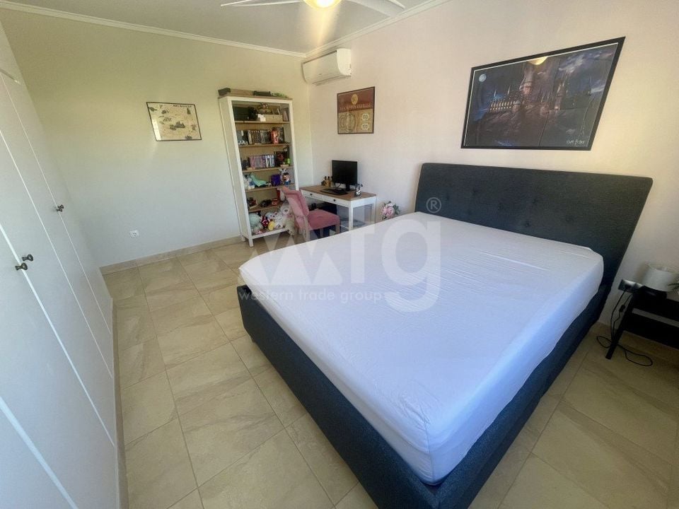 Villa de 5 chambres à San Fulgencio - CSH130976 - Photo - 13